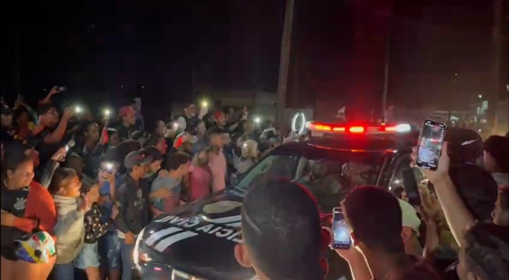 Deolane chega a presídio no agreste de PE após descumprir medidas cautelares e ter prisão domiciliar revogada