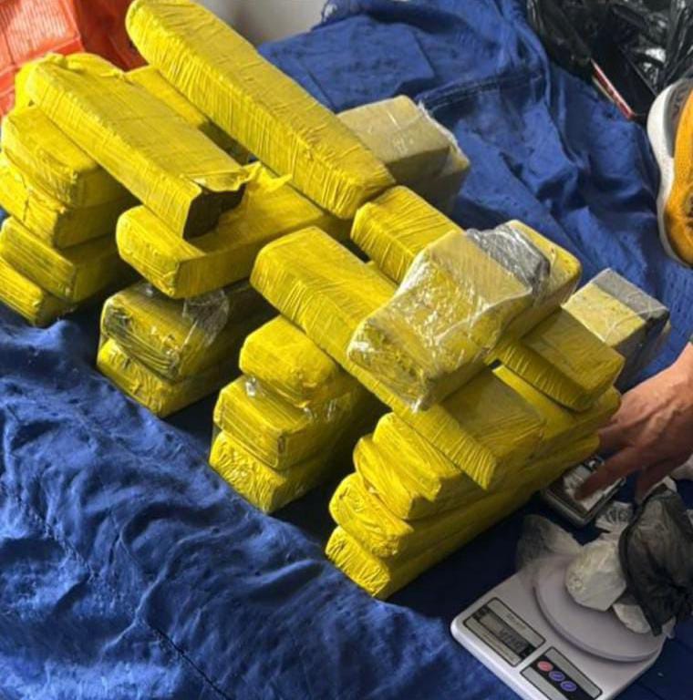 PM realiza grande apreensão de drogas em Caruaru