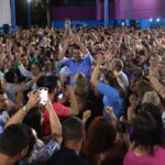 Professores de Caruaru se reúnem em ato histórico em favor da reeleição de Rodrigo Pinheiro