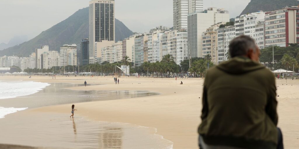 Rio terá sábado de chuva fraca e temperatura em declínio