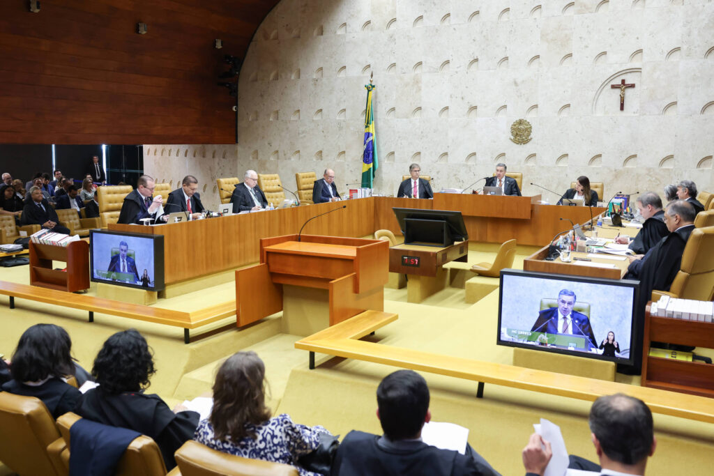 STF inicia julgamento de limites da liberdade de expressão - 18/09/2024 - Poder