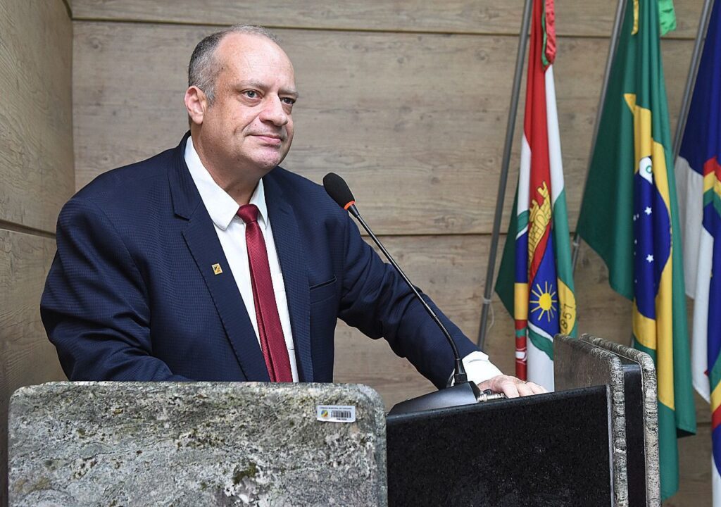 Vereador Jorge Quintino pede isenção de IPTU para imóveis de pessoas com fibromialgia