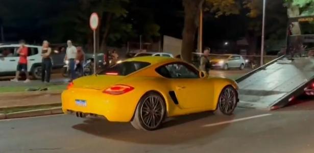 Após perder CNH duas vezes, motorista de Porsche atropela e mata jovem