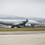 Avião com 221 brasileiros repatriados do Líbano pousa em Guarulhos