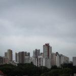 Chuva volta a SP nesta quarta (16) até o fim de semana - 16/10/2024 - Cotidiano