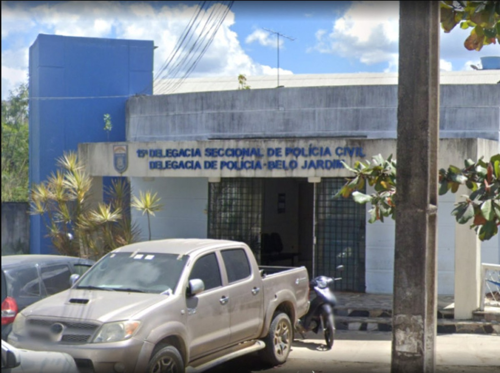Homem é preso por tentar matar mãe, de 79 anos, e agredir criança em São Caetano | Caruaru e Região