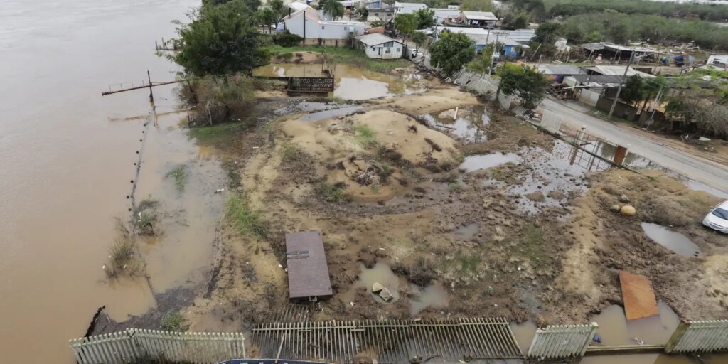 Presos suspeitos de desviar recursos destinados a vítimas de enchentes