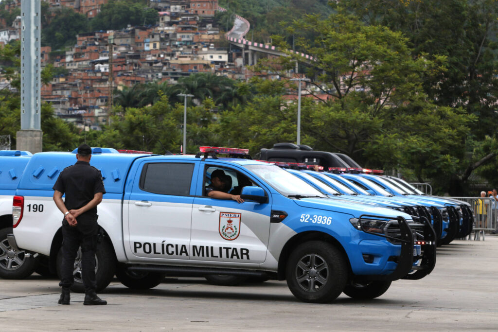 RJ: Governo Lula anuncia grupo de trabalho e cerco a fuzis - 29/10/2024 - Cotidiano