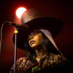 Erykah Badu faz do seu show um manifesto afrofuturista - 07/11/2024 - Ilustrada