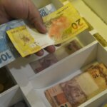 Febraban diz que crédito cresce 0,8% em outubro