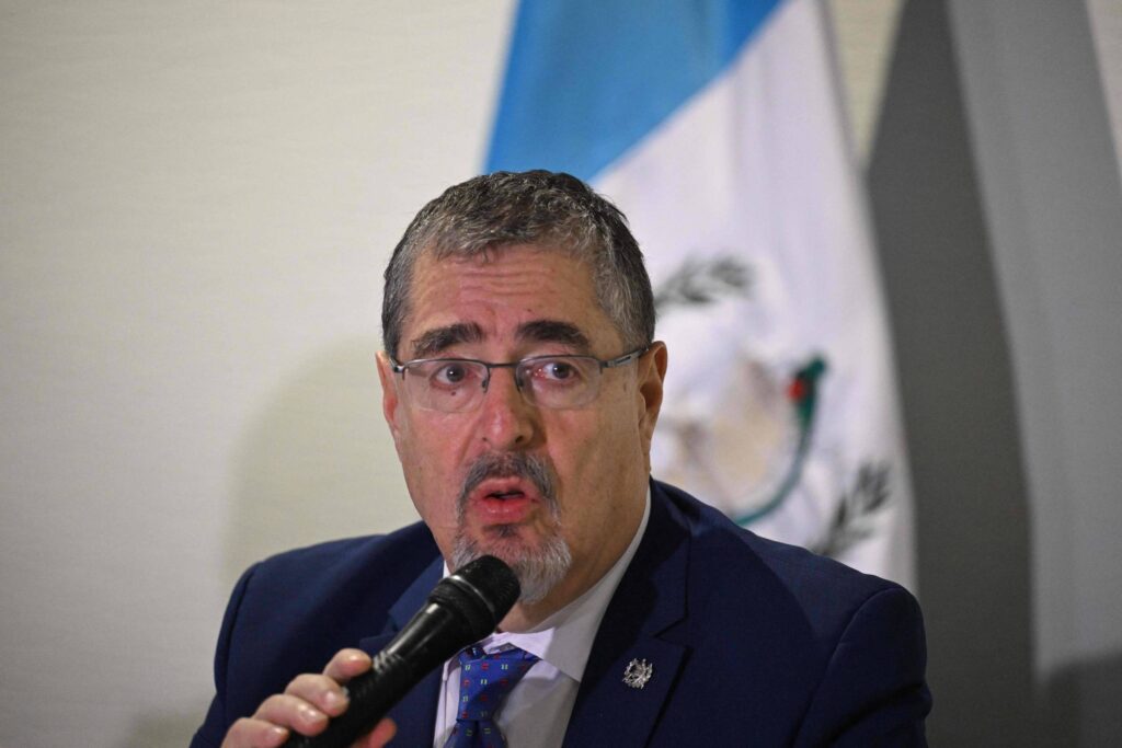 Juiz cancela partido de presidente na Guatemala - 28/11/2024 - Mundo