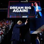 Trump faz comício na Virgínia democrata por voto popular - 03/11/2024 - Mundo