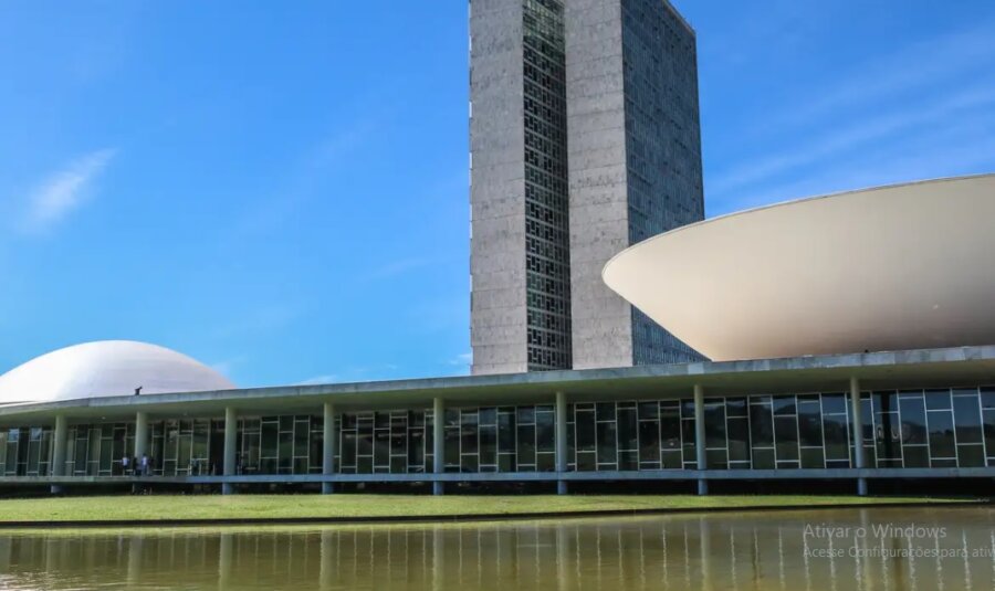Câmara inicia a semana com esforço concentrado na economia