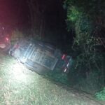 Caminhão tomba na BR-376 e deixa condutor em estado grave no PR