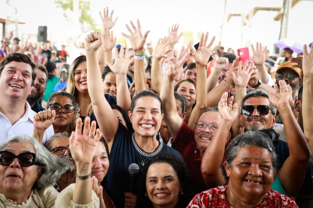 Governadora Raquel Lyra entrega novas 248 unidades habitacionais a famílias do Residencial Jurema, em Bezerros