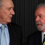 Nota sobre deportados dos EUA é branda e poderia ser mais firme