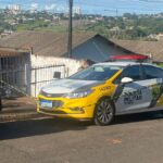 Pai afirma que filha estaria morta se não esfaqueasse ex-marido; veja