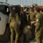 Vídeos mostram comemoração e chegada de reféns do Hamas a Israel; veja