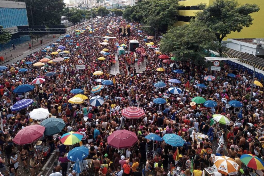 Carnaval de BH deve atrair 6 milhões de pessoas - 15/02/2025 - Cotidiano