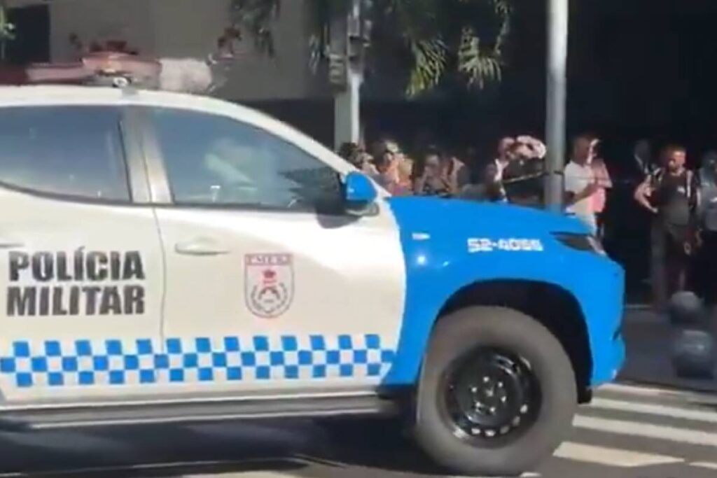 Homem faz refém em agência bancária no Leblon, no Rio - 22/02/2025 - Cotidiano