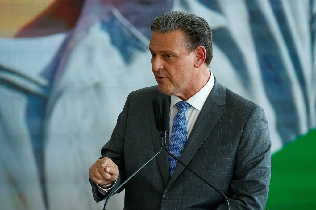 Plano Safra: ministro atribui interrupção a Congresso - 22/02/2025 - Mercado