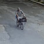 Suspeito foi visto carregando a criança de bicicleta momentos antes do crime