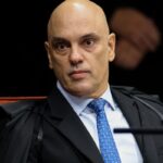 Cartão de vacina: Moraes arquiva investigação contra Bolsonaro