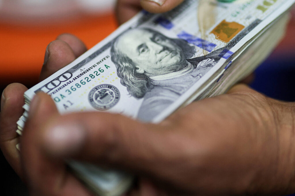 Cotação do dólar e sessão da Bolsa hoje (5); acompanhe - 05/03/2025 - Mercado