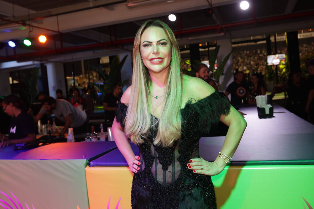 Regina Carnovale chega antes de Nunes no Carnaval de SP - 28/02/2025 - Mônica Bergamo