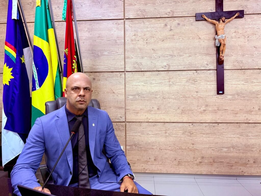 Anderson Correia comemora prisão de homem que matou gato com uma foice em PE