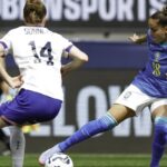 Em 1º amistoso do ano, seleção feminina perde por 2 a 0 para os EUA