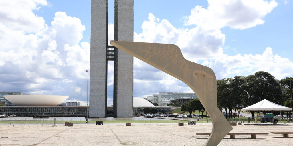 Praça dos 3 Poderes será reformada até o ano que vem