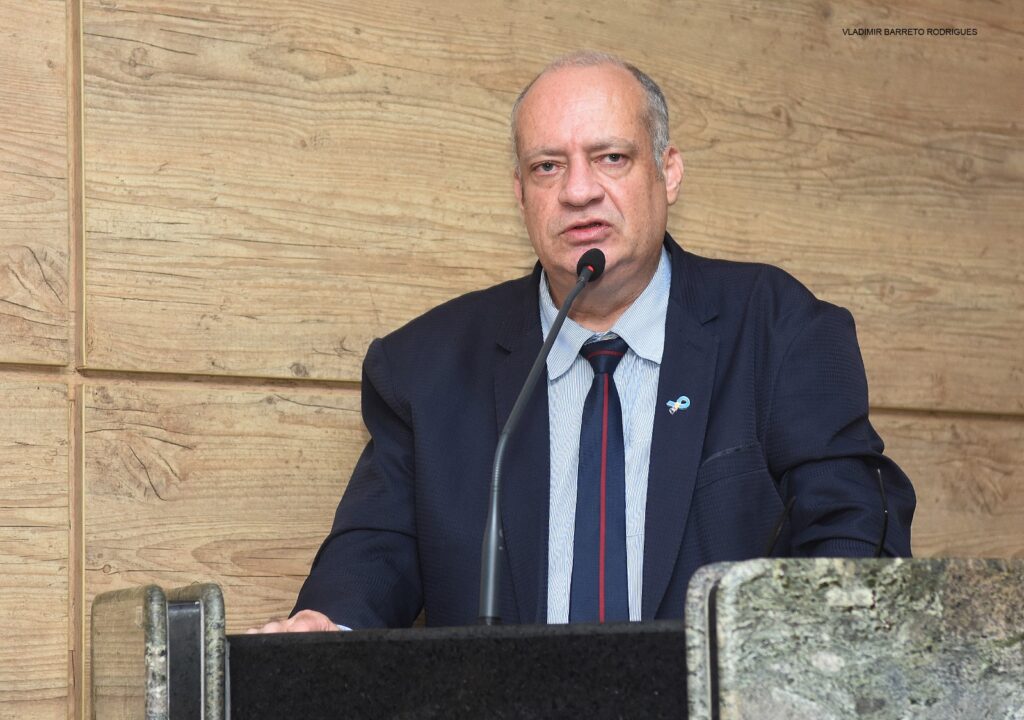 Vereador Jorge Quintino Inova com Proposta de Inclusão Digital para Idosos