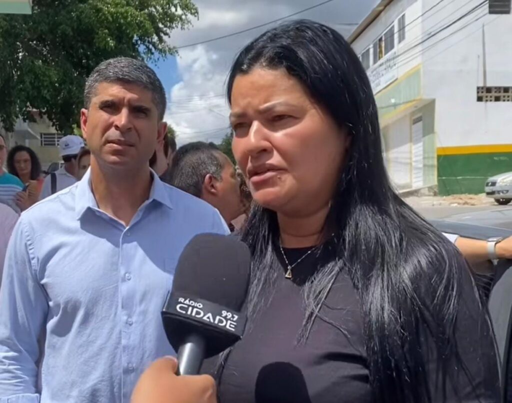 Vereadora Mery da Saúde cobra retomada das obras da UPA do Vassoural