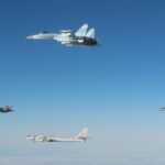 Vídeo: Caças dos EUA e da Rússia quase se chocam no Alasca - 09/04/2025 - Mundo