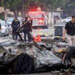Avião cai em zona residencial da Califórnia - 22/05/2025 - Mundo