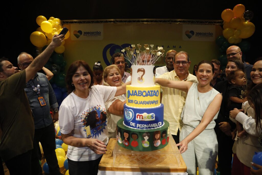 Com festa em Jaboatão dos Guararapes, governadora Raquel Lyra celebra o primeiro aniversário do Mães de Pernambuco