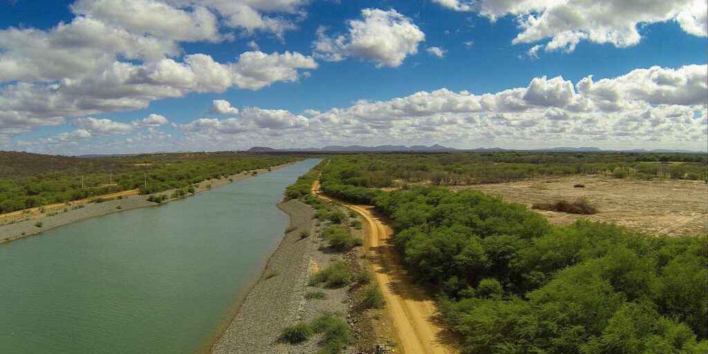 Comissão do governo visita obras da transposição do São Francisco