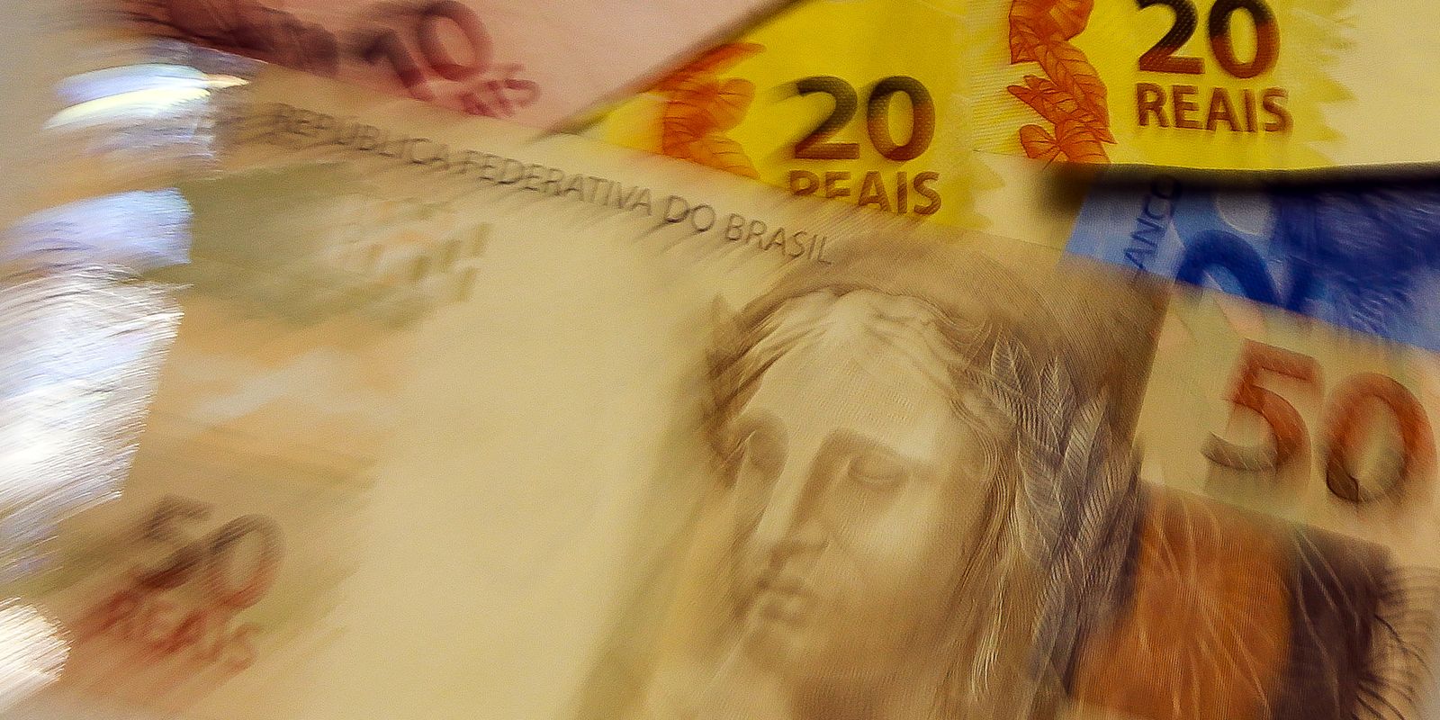 Contas do Governo Central têm melhor abril em três anos