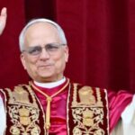 Papa Leão 14 em sua primeira aparição em público