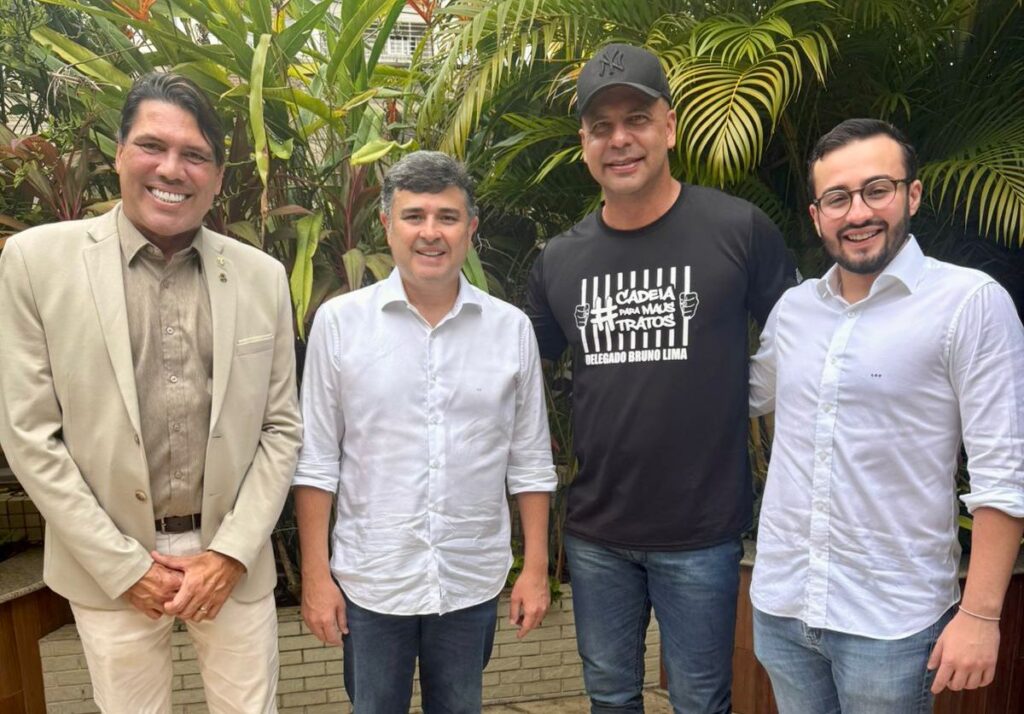 Com Eduardo e Lula da Fonte, Anderson Correia planeja pré-candidatura a deputado estadual