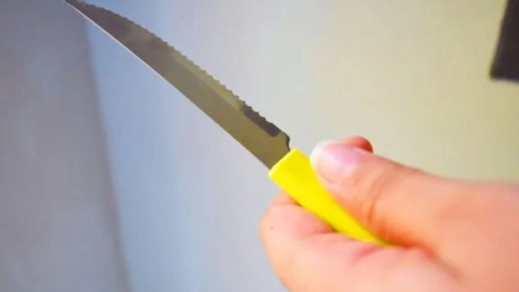 Homem embriagado dá entrada no hospital de Faxinal ferido por faca