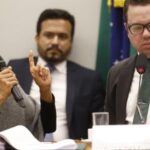 A ministra Marina Silva na Comissão de Agricultura da Câmara ao lado de Rodolfo Nogueira, presidente do colegiado
