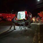 Homem de 23 anos é baleado em frente de casa em Apucarana