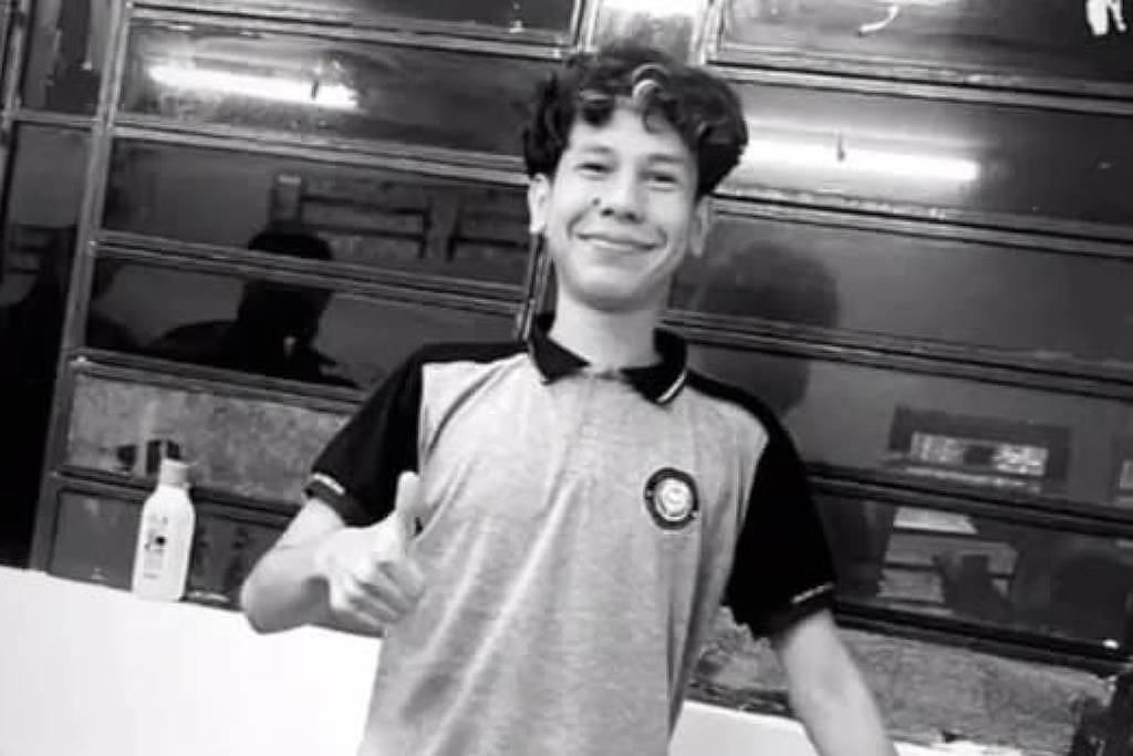 Morte de jovem espancado em Manaus mobiliza entidades - 09/07/2025 - Cotidiano