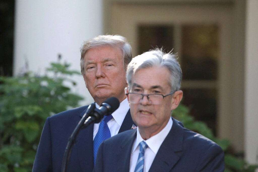 Trump diz que Powell estará fora do Fed em breve - 22/07/2025 - Mercado