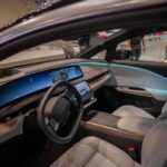 Uber fecha acordo com Lucid para lançar frota de robotáxis - 17/07/2025 - Mercado