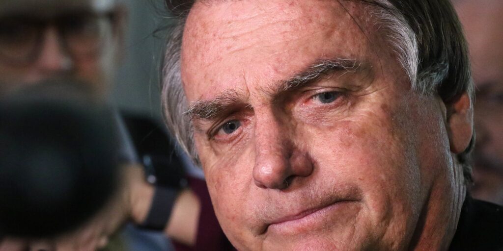 Bolsonaro pede a Moraes autorização para realizar exames médicos 