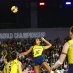 Brasil vence a França e encaminha vaga nas oitavas do Mundial de Vôlei - 24/08/2025 - Esporte