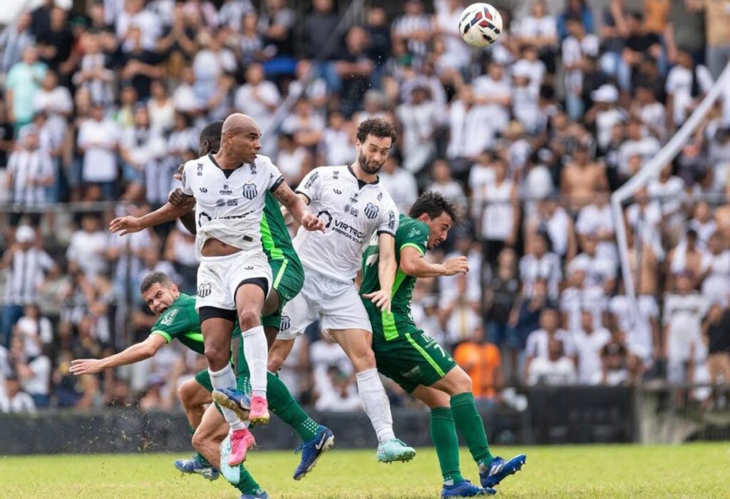 Central vence o Lagarto no Lacerdão e joga por um empate em Sergipe, no próximo domingo